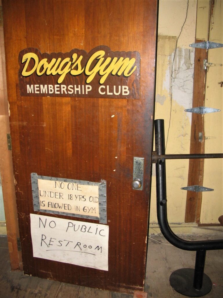 Doug's Gym Dallas door