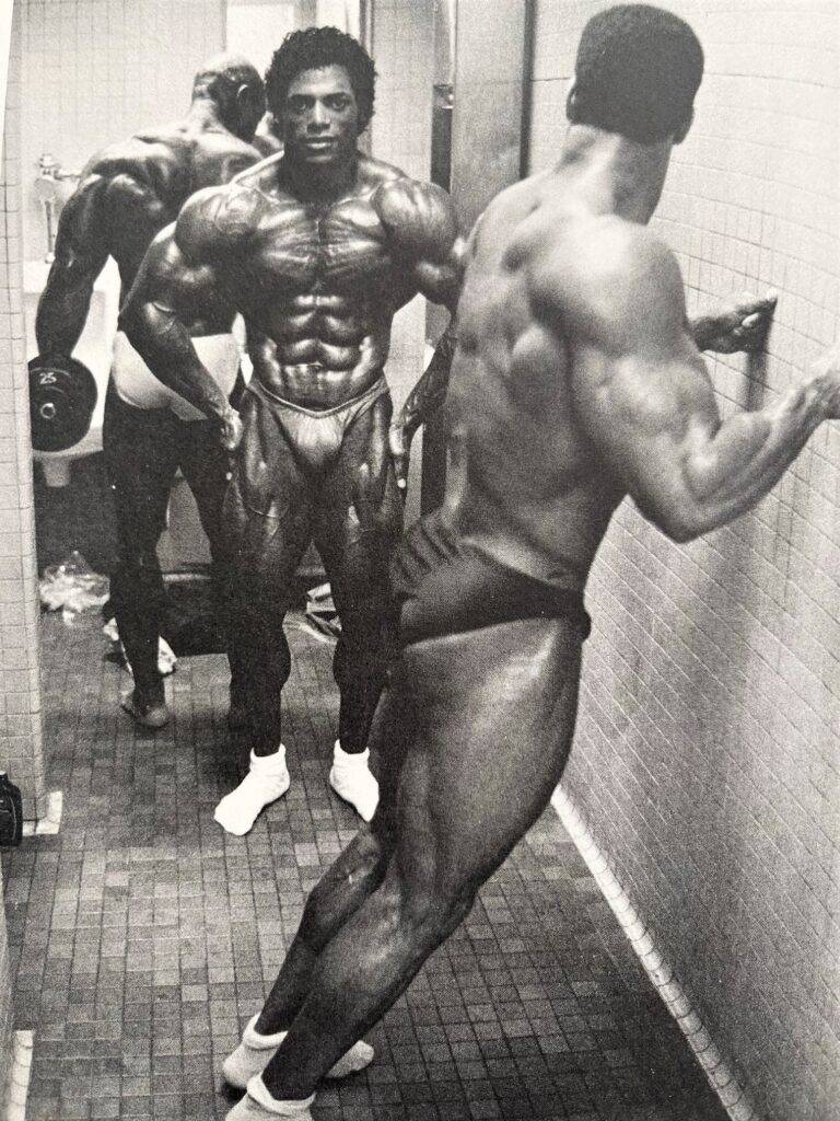 Bob Paris, one of the most aesthetic physiques. : r/bodybuilding