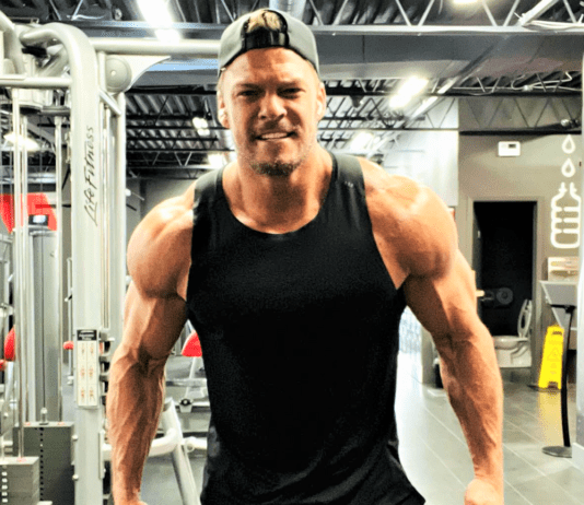 alan ritchson workout