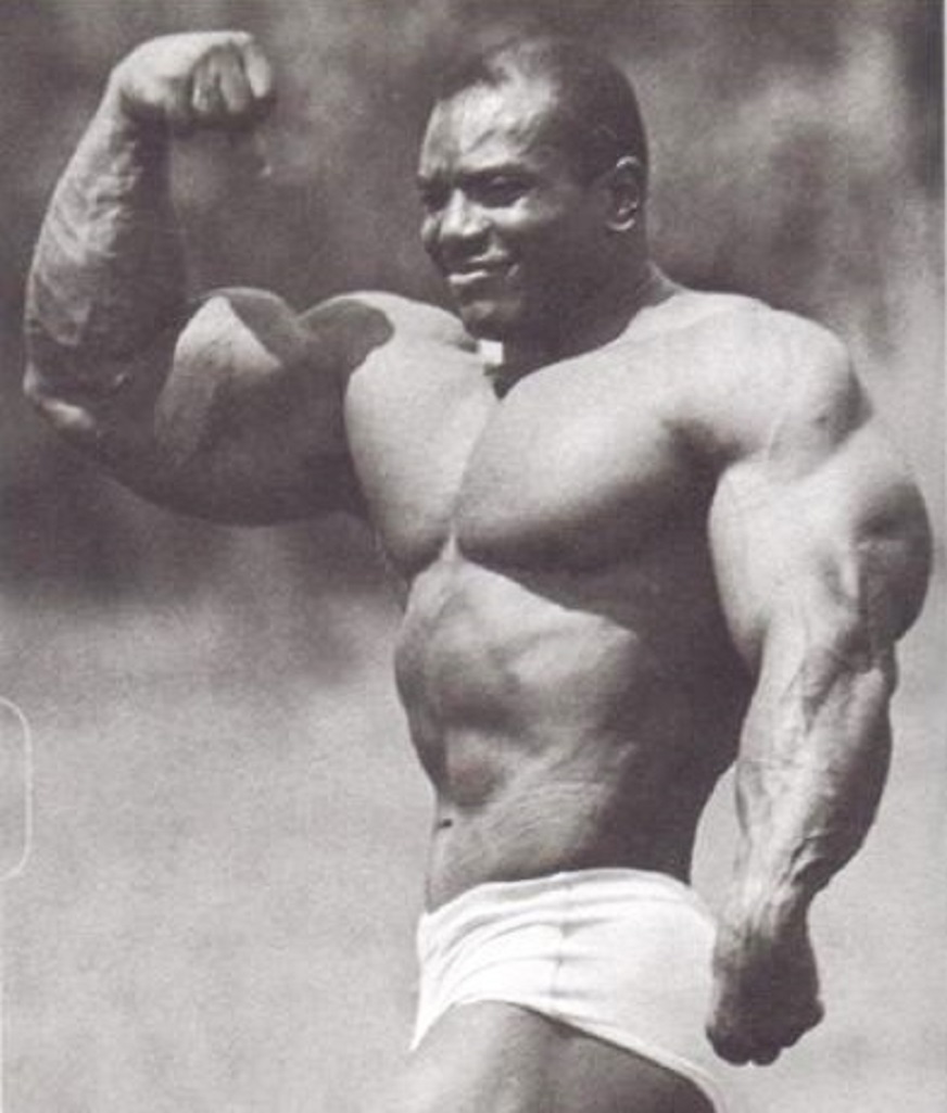 Sergio Oliva 1967 Mr. Olympia Posing Flashback Photo From Bodybuilding  Magazine | eBay